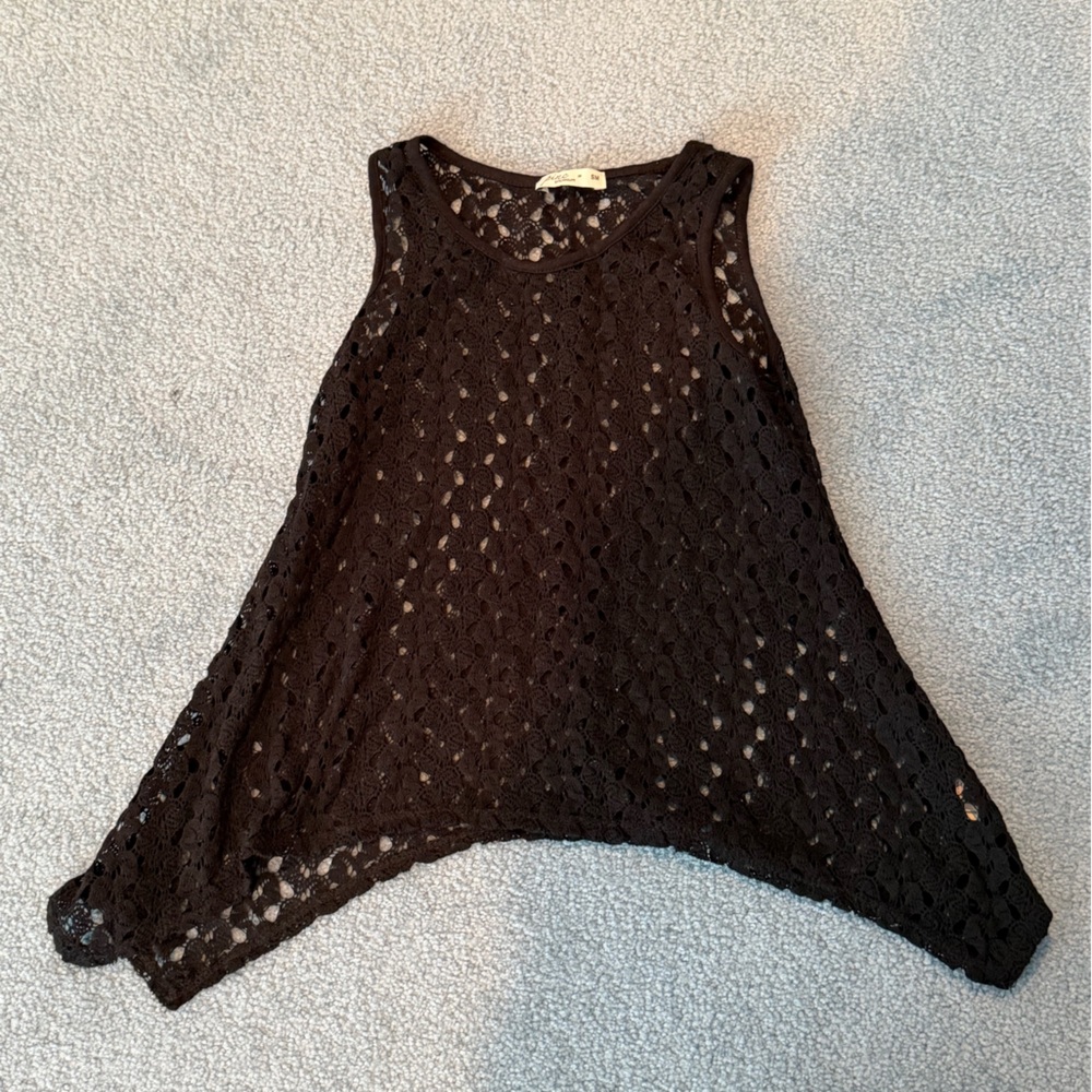 EUC - Pinc - Woman's Small - Black Lace Knit Sleeveless Top